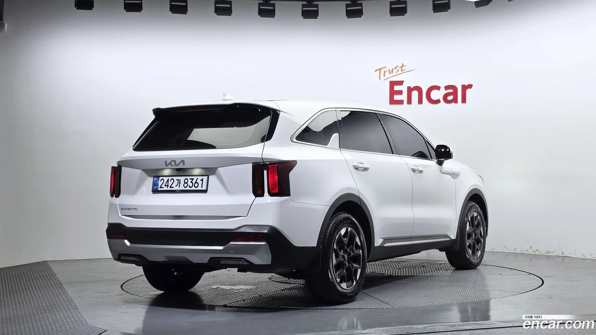 Main__Slider__Photo:Sorento Kia 2025.2-1