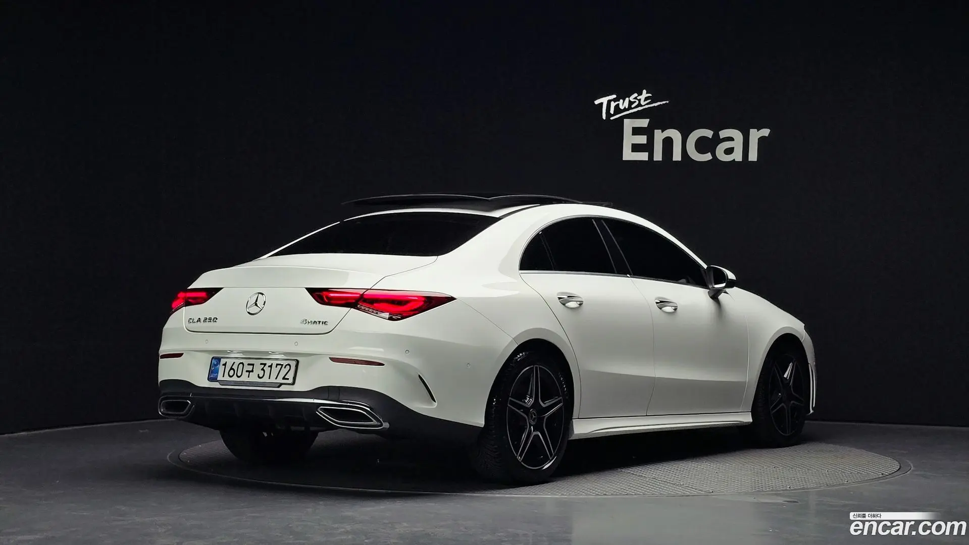 Main__Slider__Photo:CLA-Class Mercedes-Benz 2020.10-1