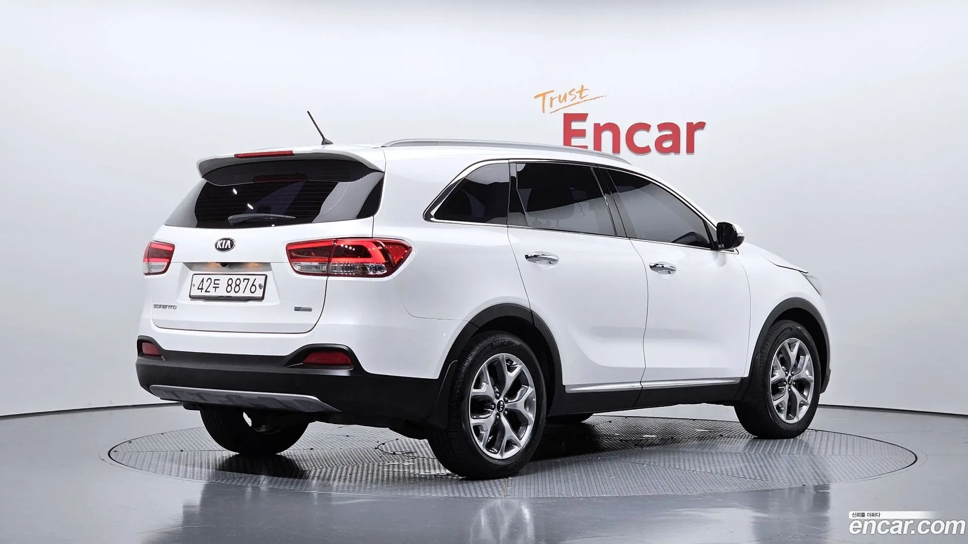 Main__Slider__Photo:Sorento Kia 2014.10-1