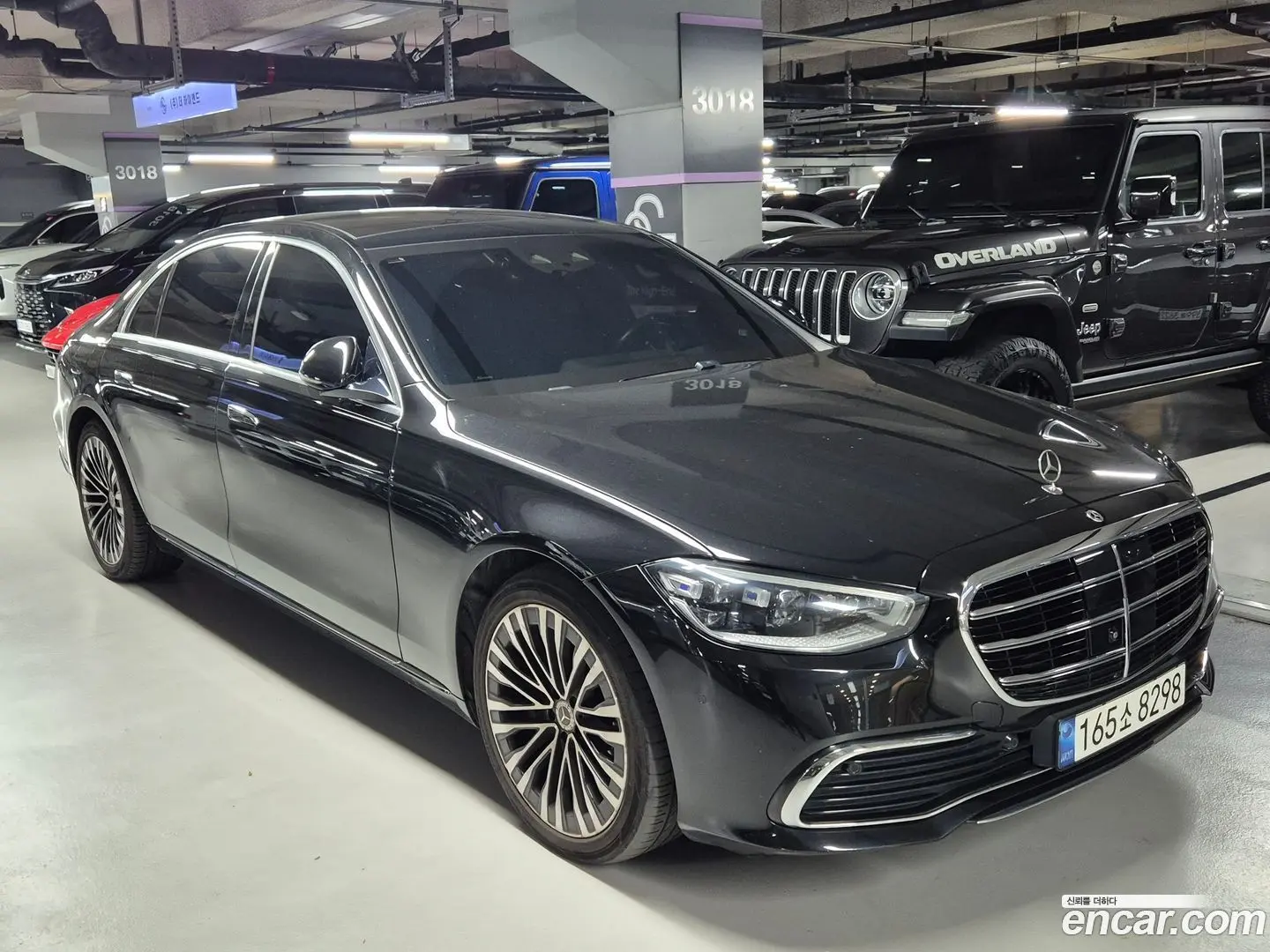 Main__Slider__Photo:S-Class Mercedes-Benz 2021.11-1