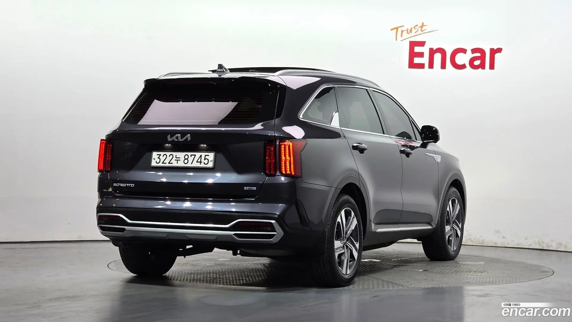 Main__Slider__Photo:Sorento Kia 2023.1-1
