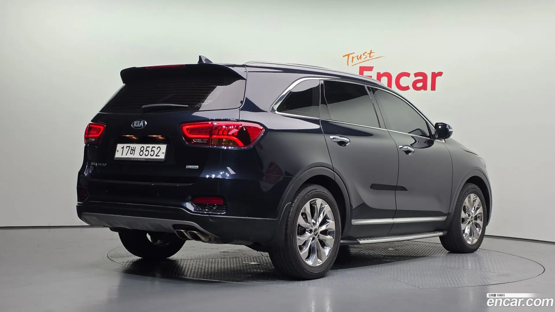 Main__Slider__Photo:Sorento Kia 2017.9-1