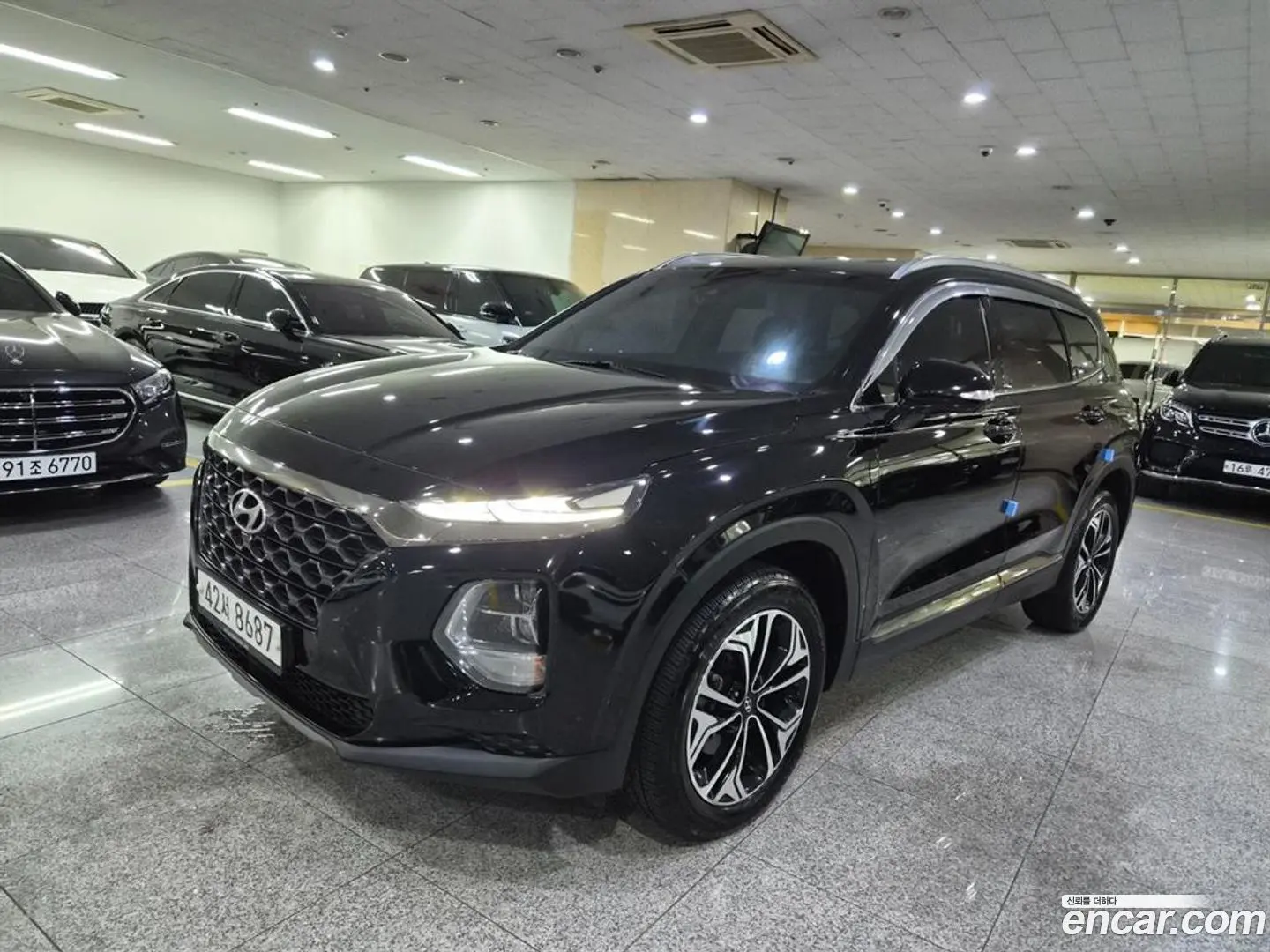 Main__Slider__Photo:Santafe Hyundai 2018.10-1