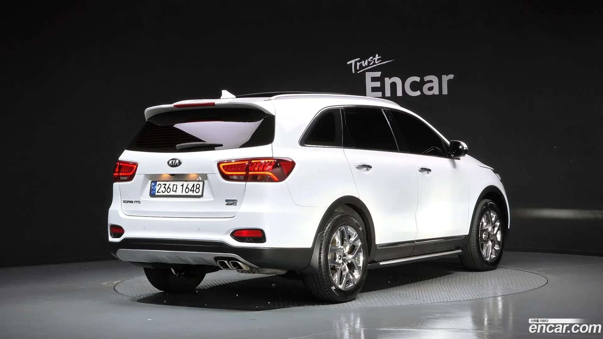 Main__Slider__Photo:Sorento Kia 2019.1-1