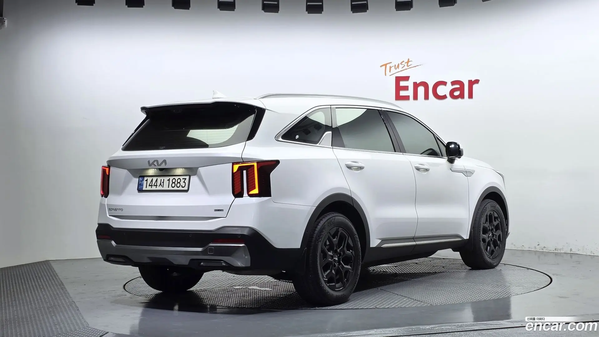 Main__Slider__Photo:Sorento Kia 2023.9-1