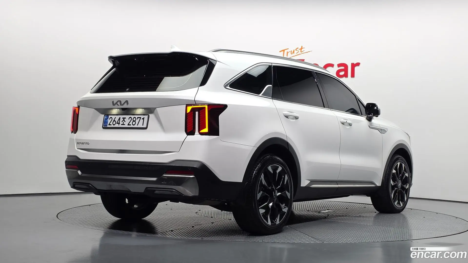 Main__Slider__Photo:Sorento Kia 2025.4-1
