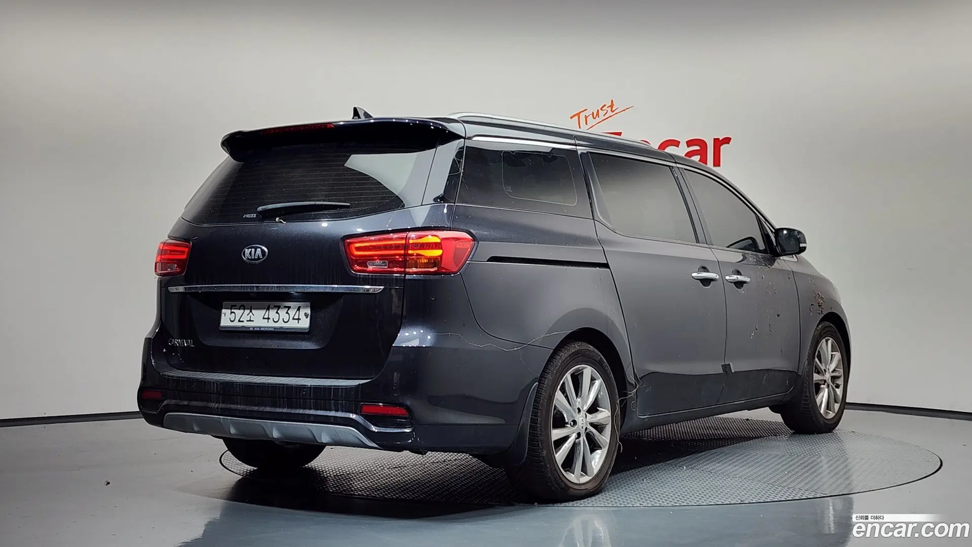 Main__Slider__Photo:Canival Kia 2018.5-1