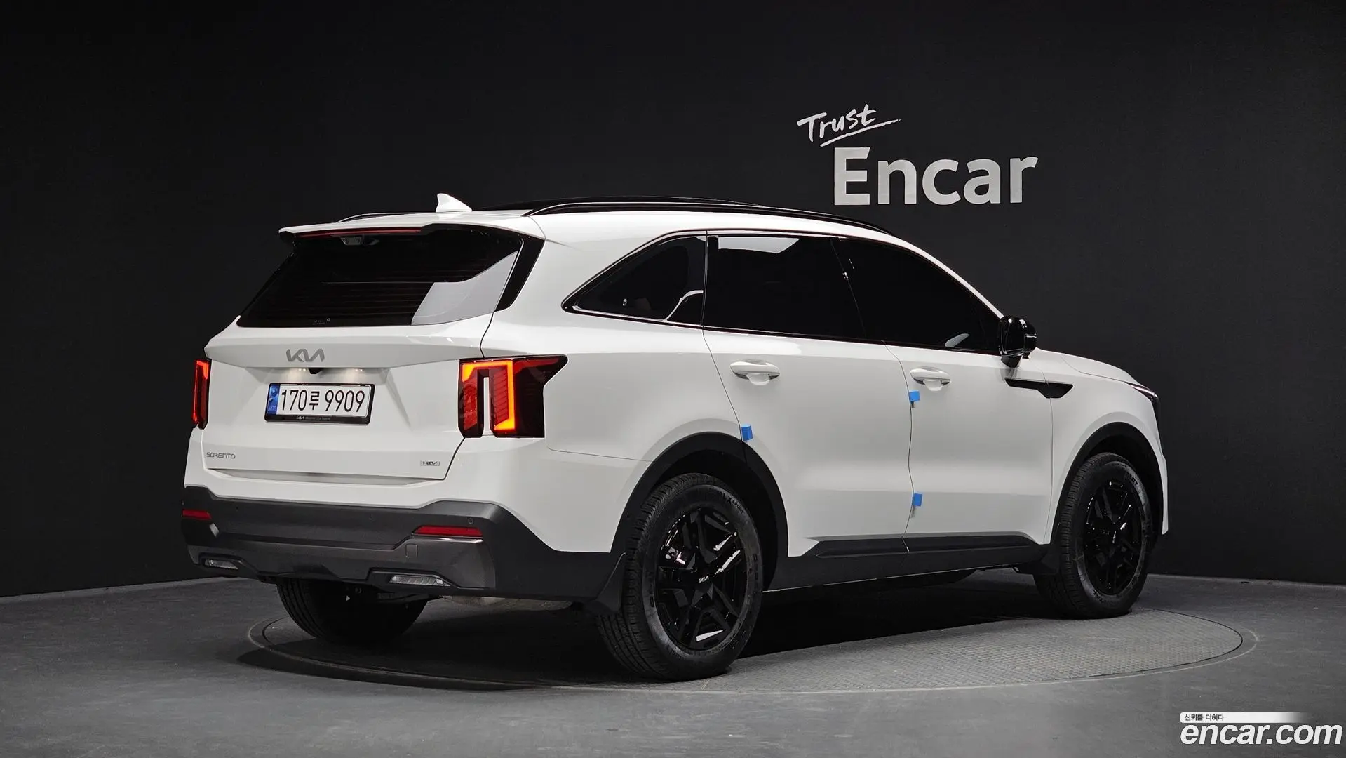 Main__Slider__Photo:Sorento Kia 2024.8-1