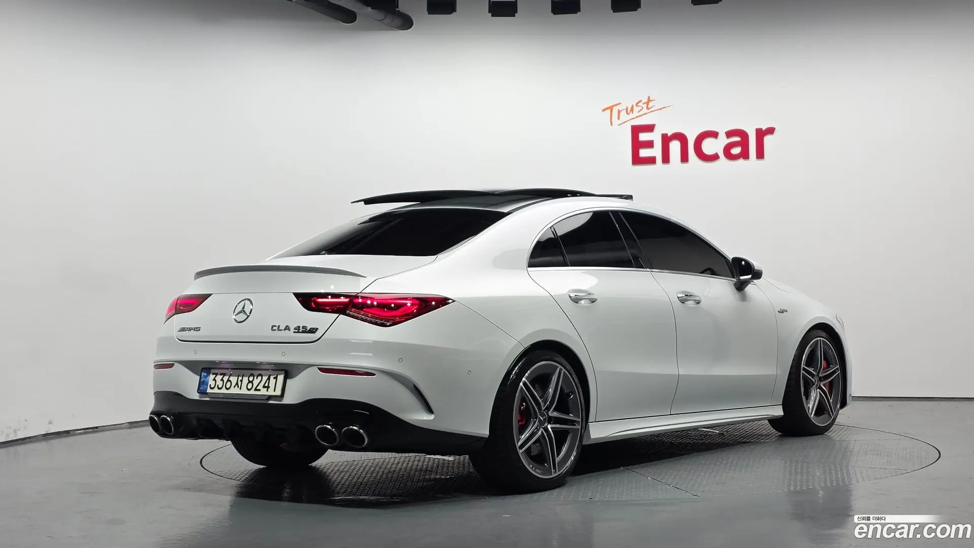 Main__Slider__Photo:CLA-Class Mercedes-Benz 2021.9-1