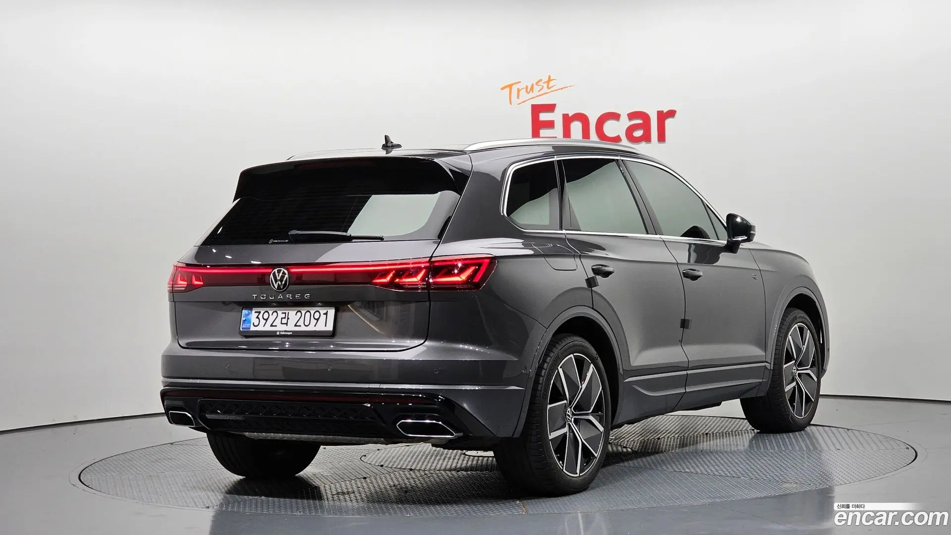 Main__Slider__Photo:Touareg Volkswagen 2024.9-1