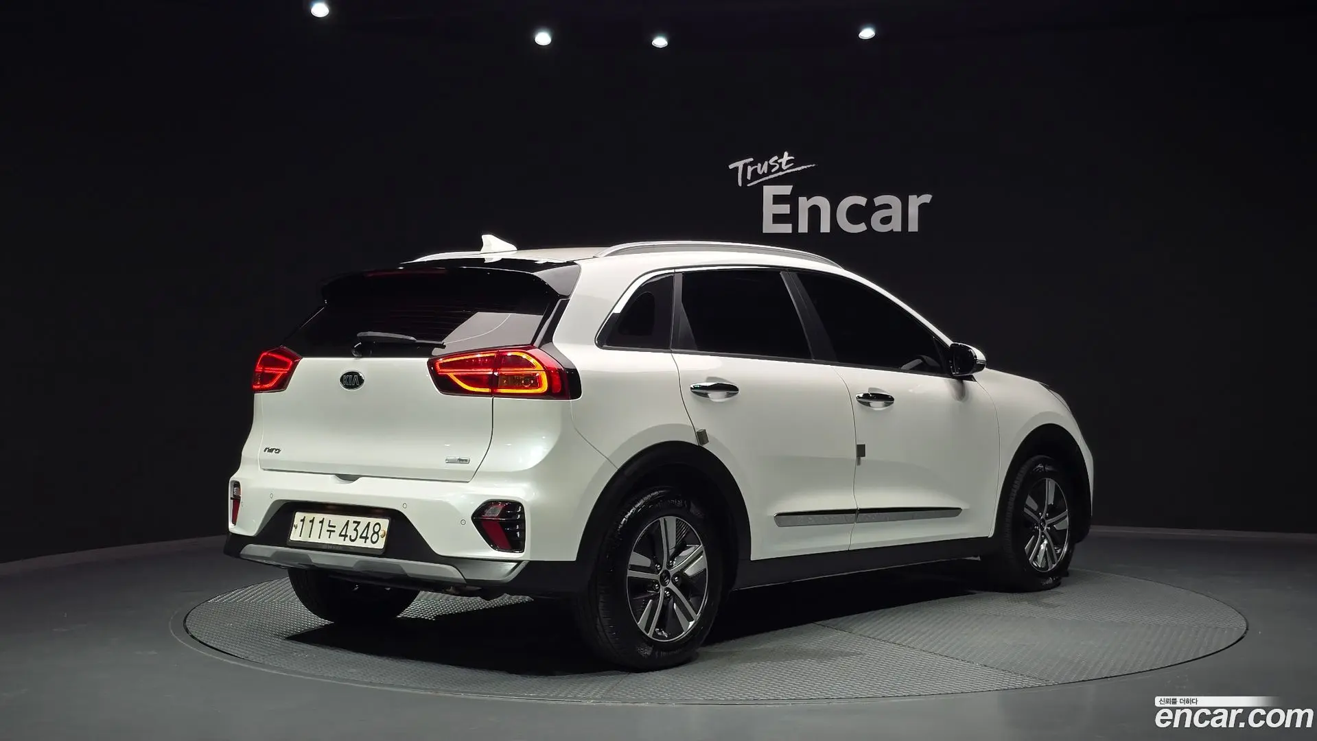 Main__Slider__Photo:Niro Kia 2020.7-1