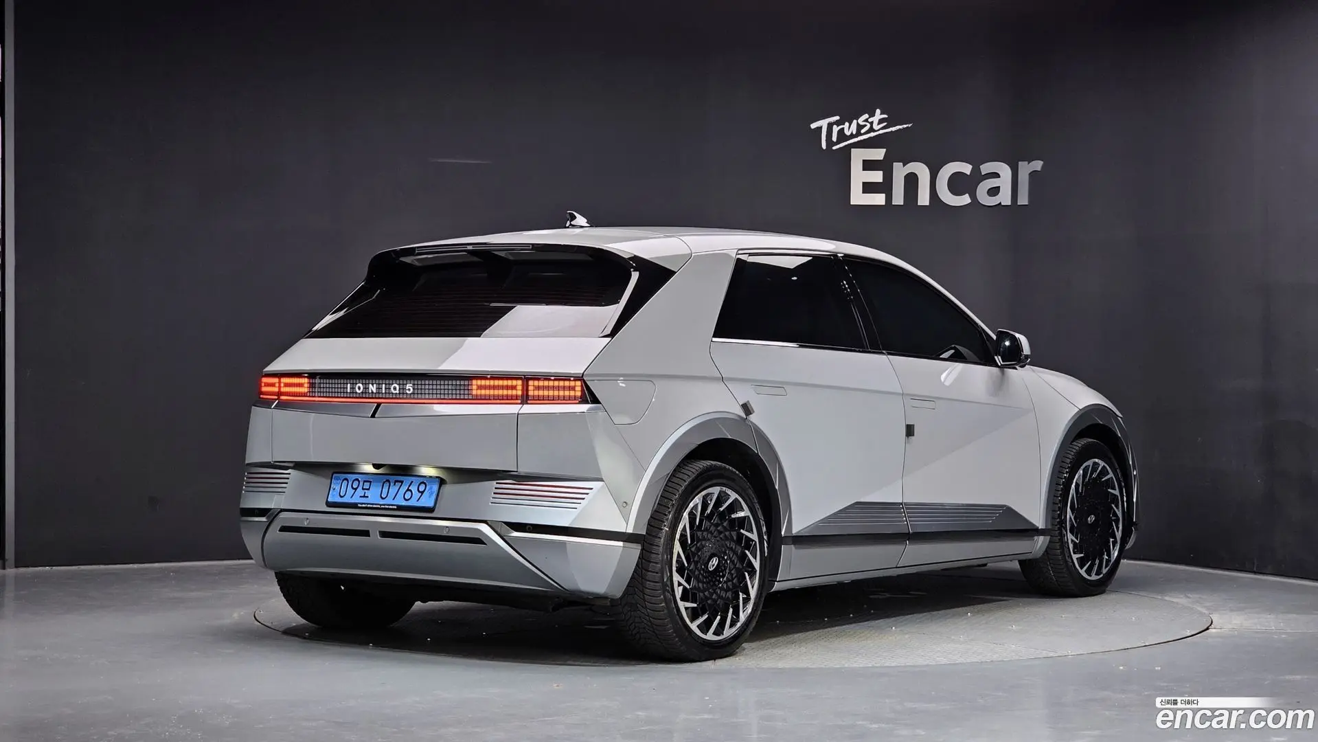 Main__Slider__Photo:Ioniq5 Hyundai 2022.2-1