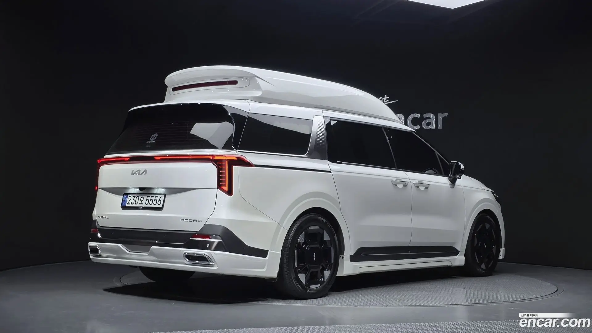 Main__Slider__Photo:Canival Kia 2024.1-1