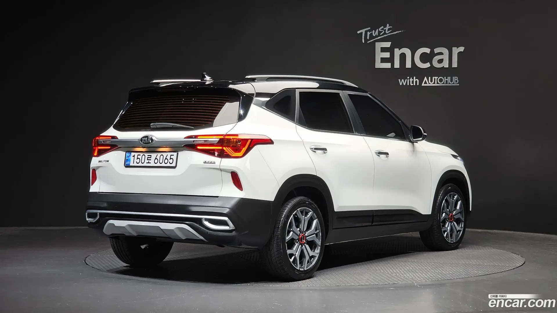 Main__Slider__Photo:Seltos Kia 2021.3-1