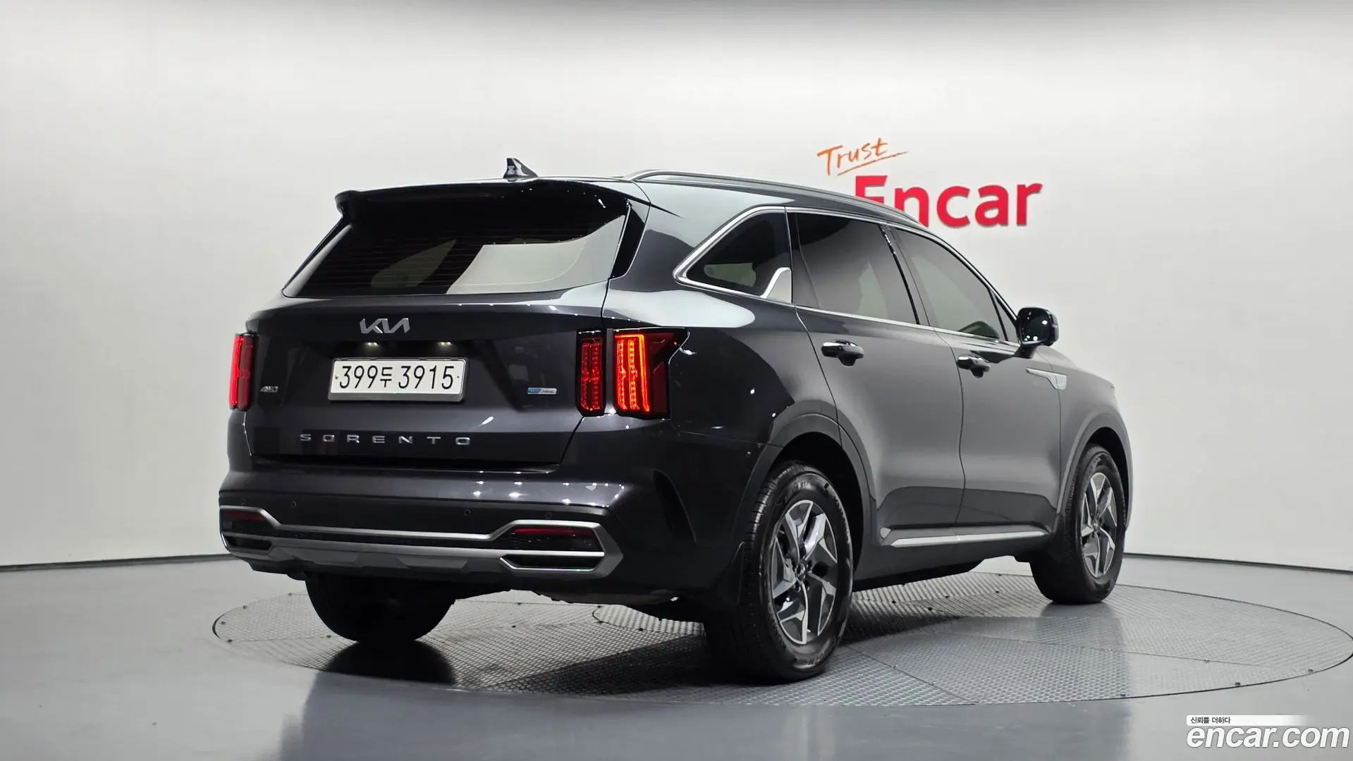 Main__Slider__Photo:Sorento Kia 2021.8-1