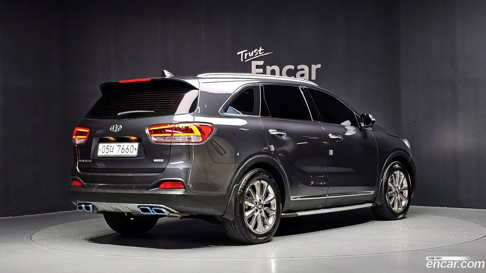Main__Slider__Photo:Sorento Kia 2017.4-1