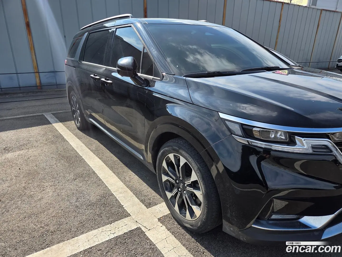 Main__Slider__Photo:Canival Kia 2021.0-1