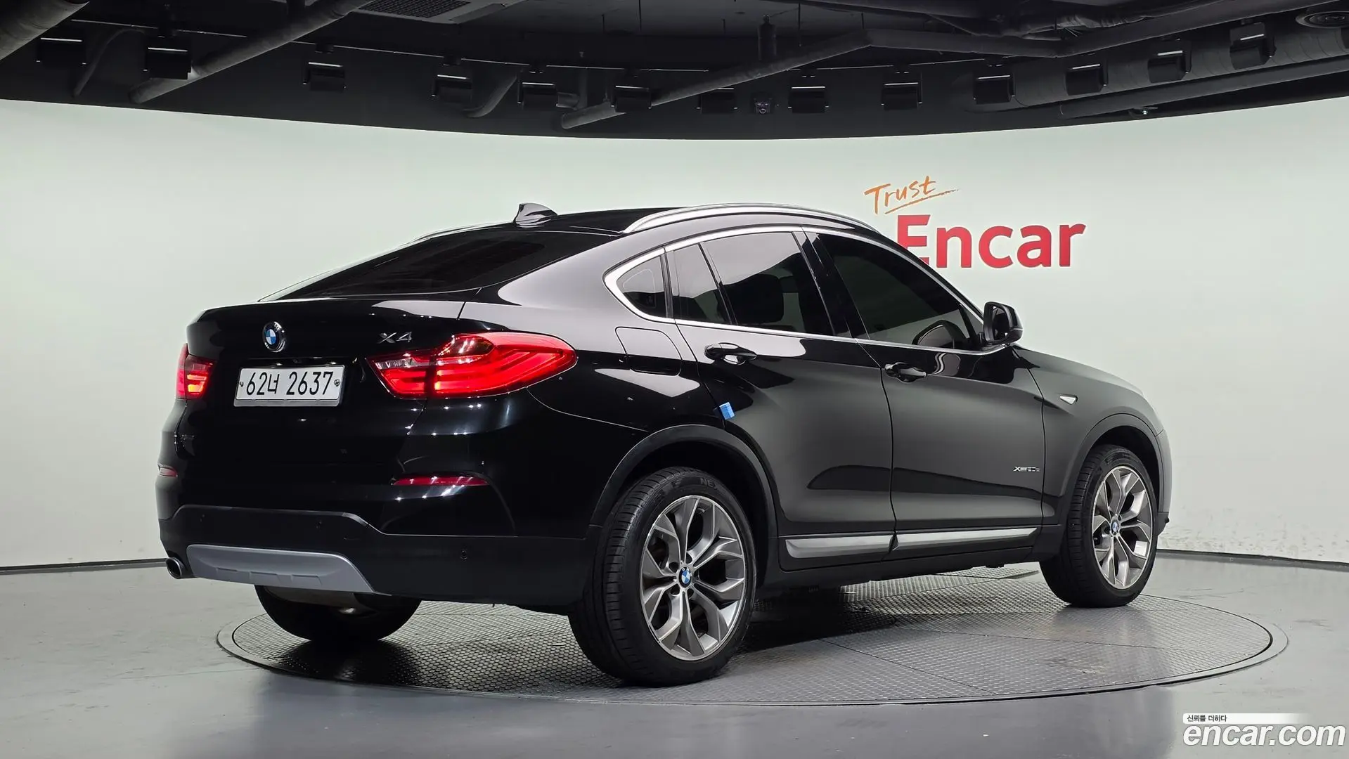 Main__Slider__Photo:X4 BMW 2016.11-1