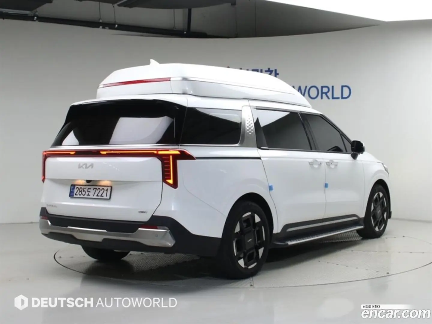 Main__Slider__Photo:Canival Kia 2024.6-1