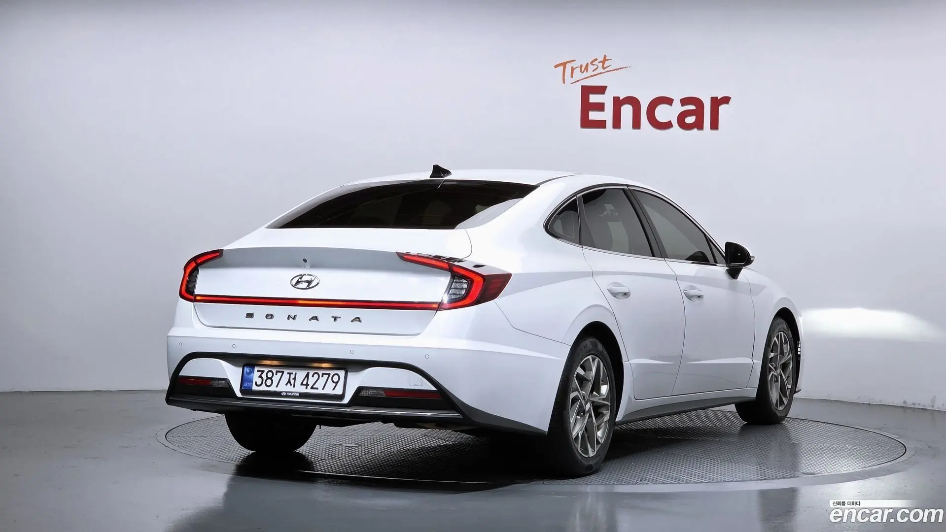 Main__Slider__Photo:Sonata Hyundai 2021.4-1
