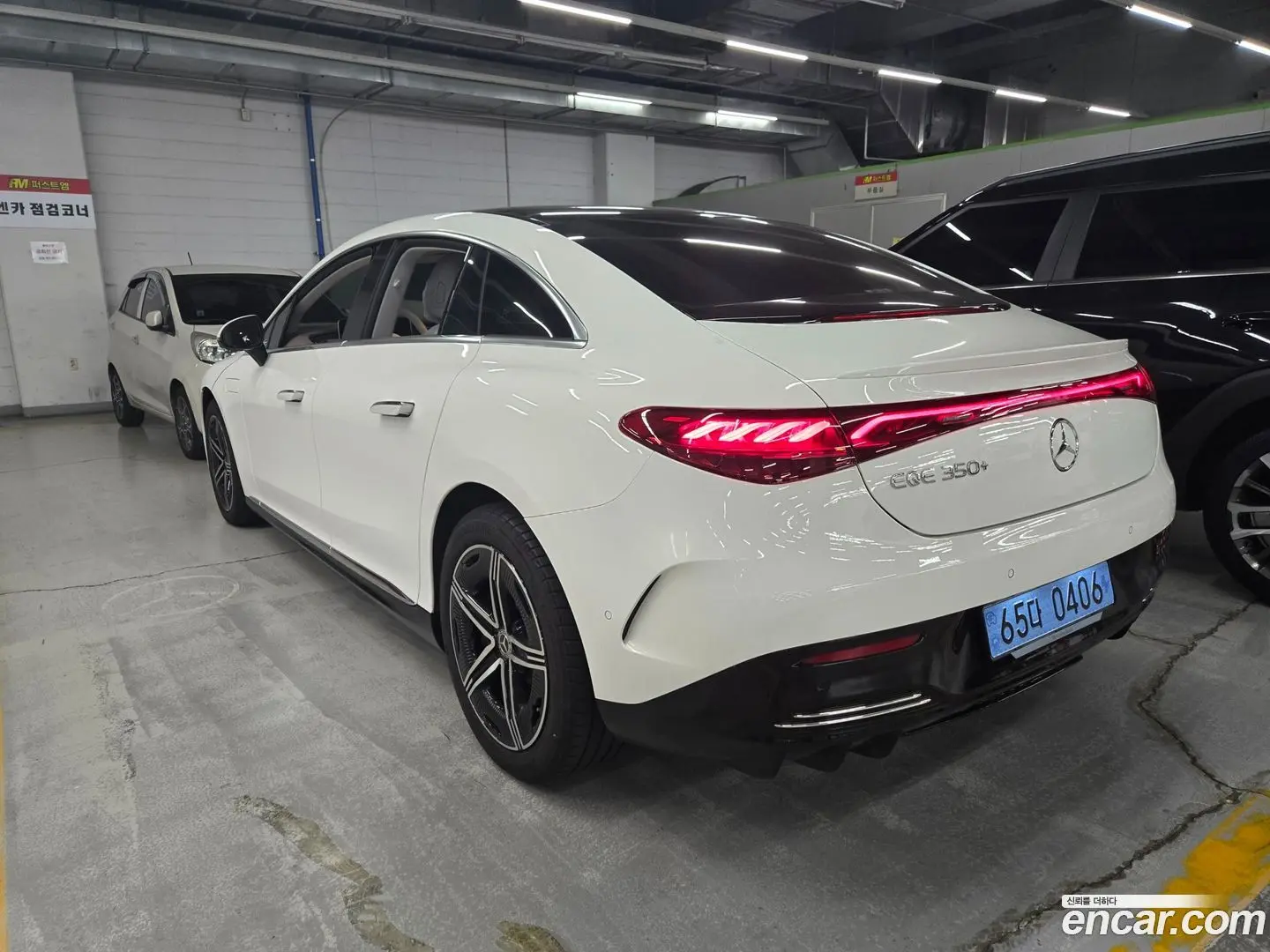 Main__Slider__Photo:EQE Mercedes-Benz 2026.2-1