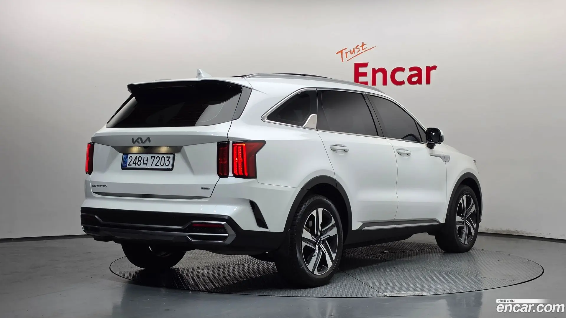 Main__Slider__Photo:Sorento Kia 2022.7-1