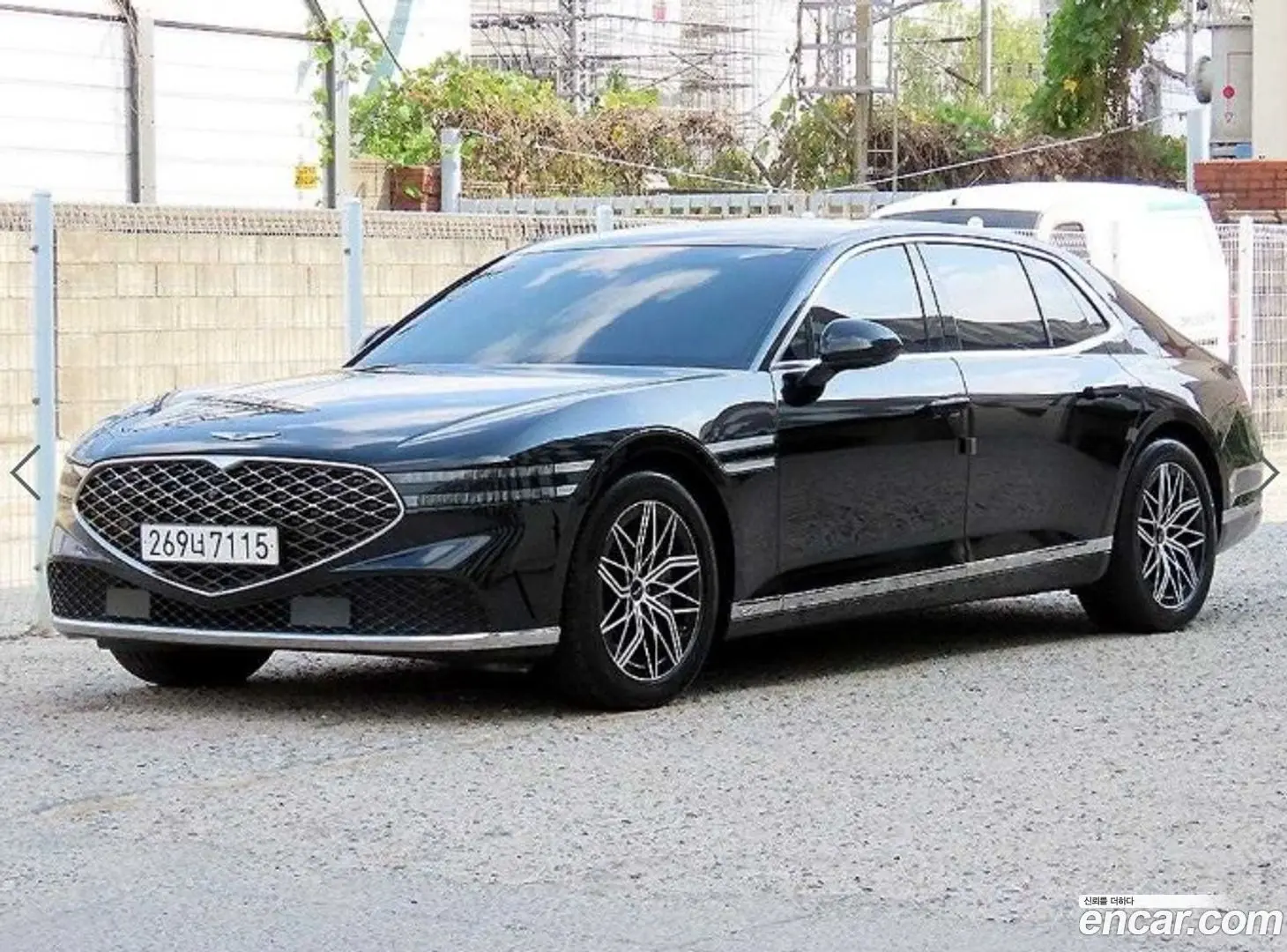 Main__Slider__Photo:G90 Genesis 2022.4-1