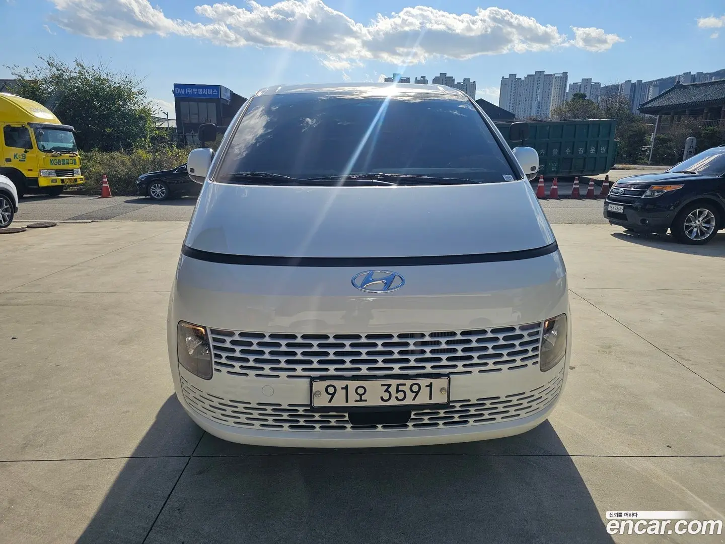 Main__Slider__Photo:Staria Hyundai 2021.6-1