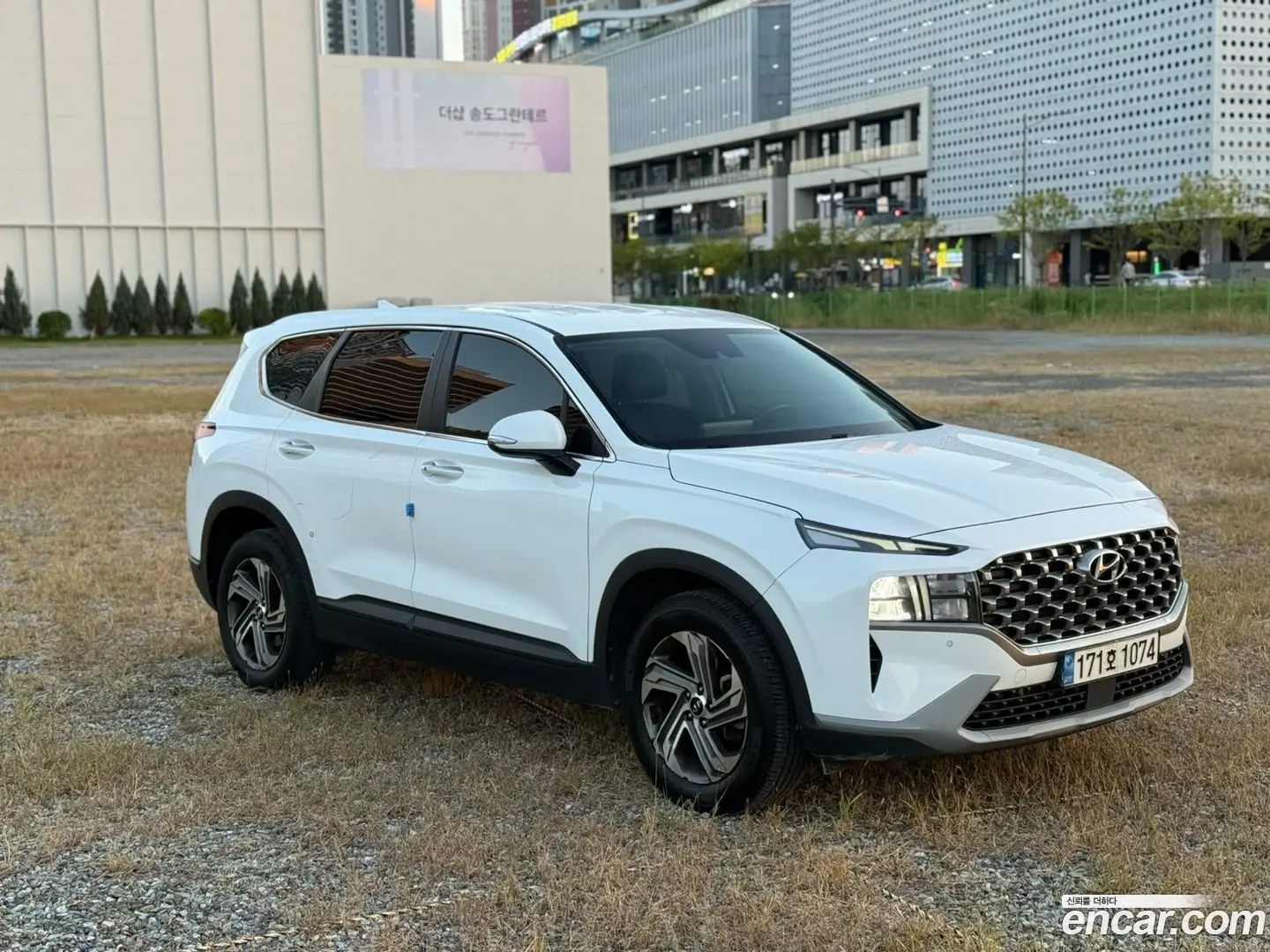 Main__Slider__Photo:Santafe Hyundai 2022.9-1
