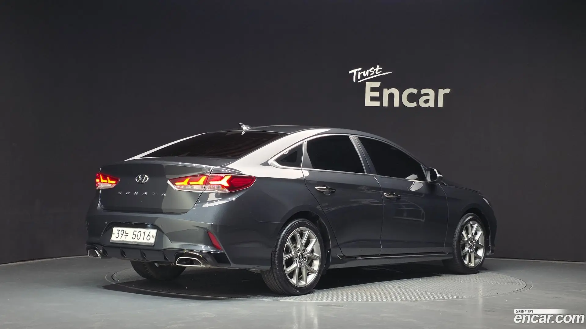 Main__Slider__Photo:Sonata Hyundai 2018.3-1