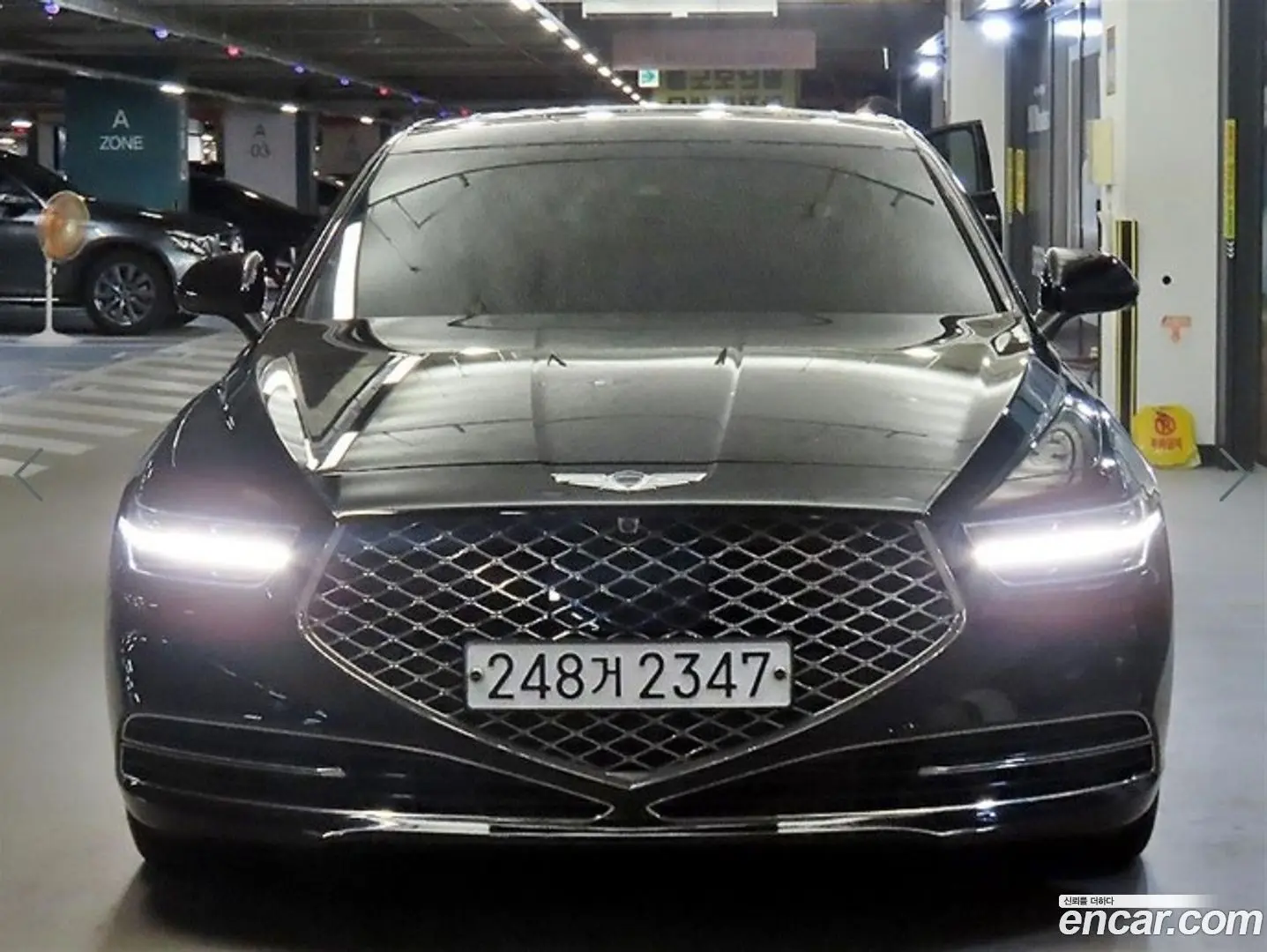 Main__Slider__Photo:G90 Genesis 2019.9-1