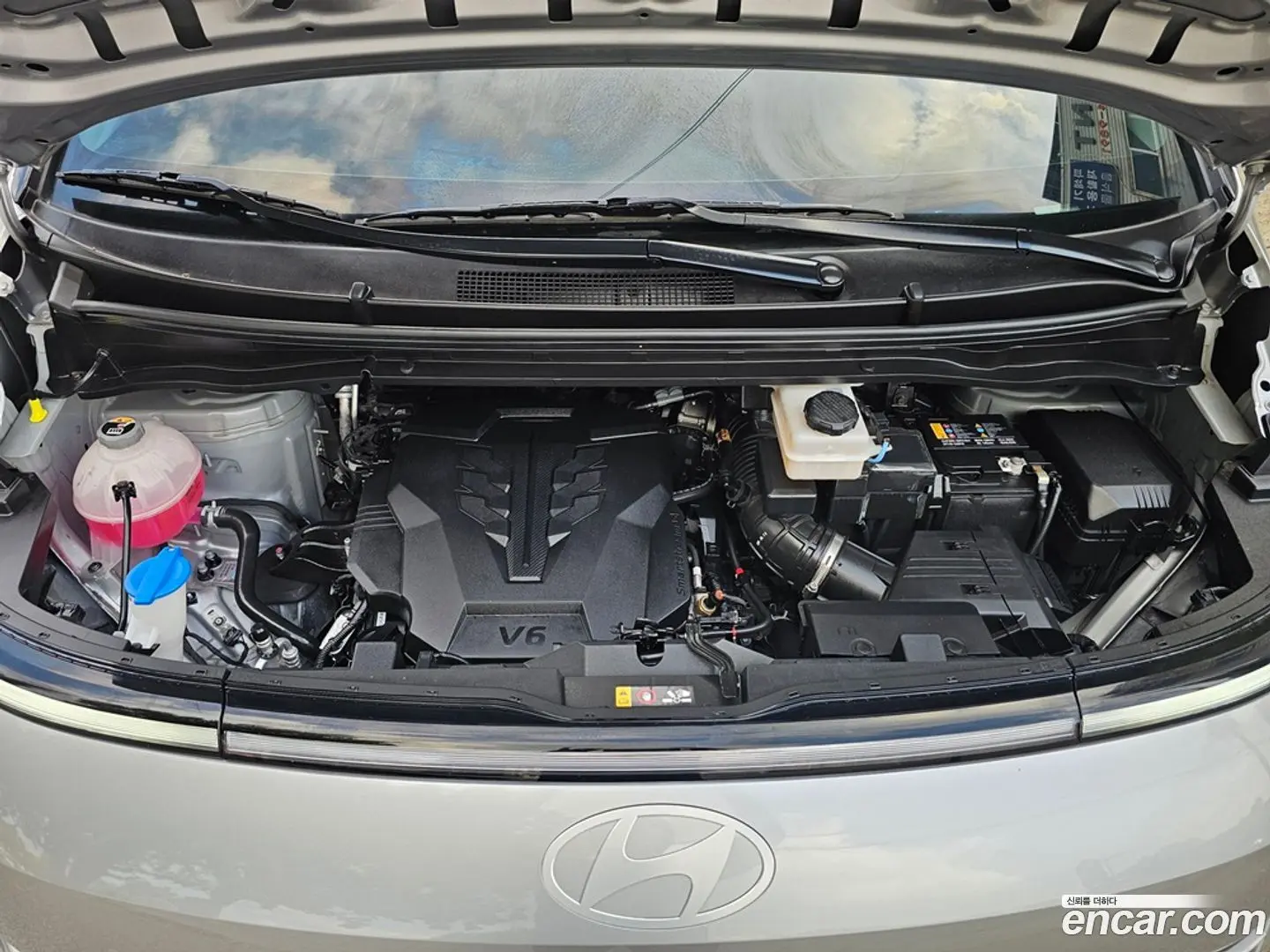 Main__Slider__Photo:Staria Hyundai 2024.9-1