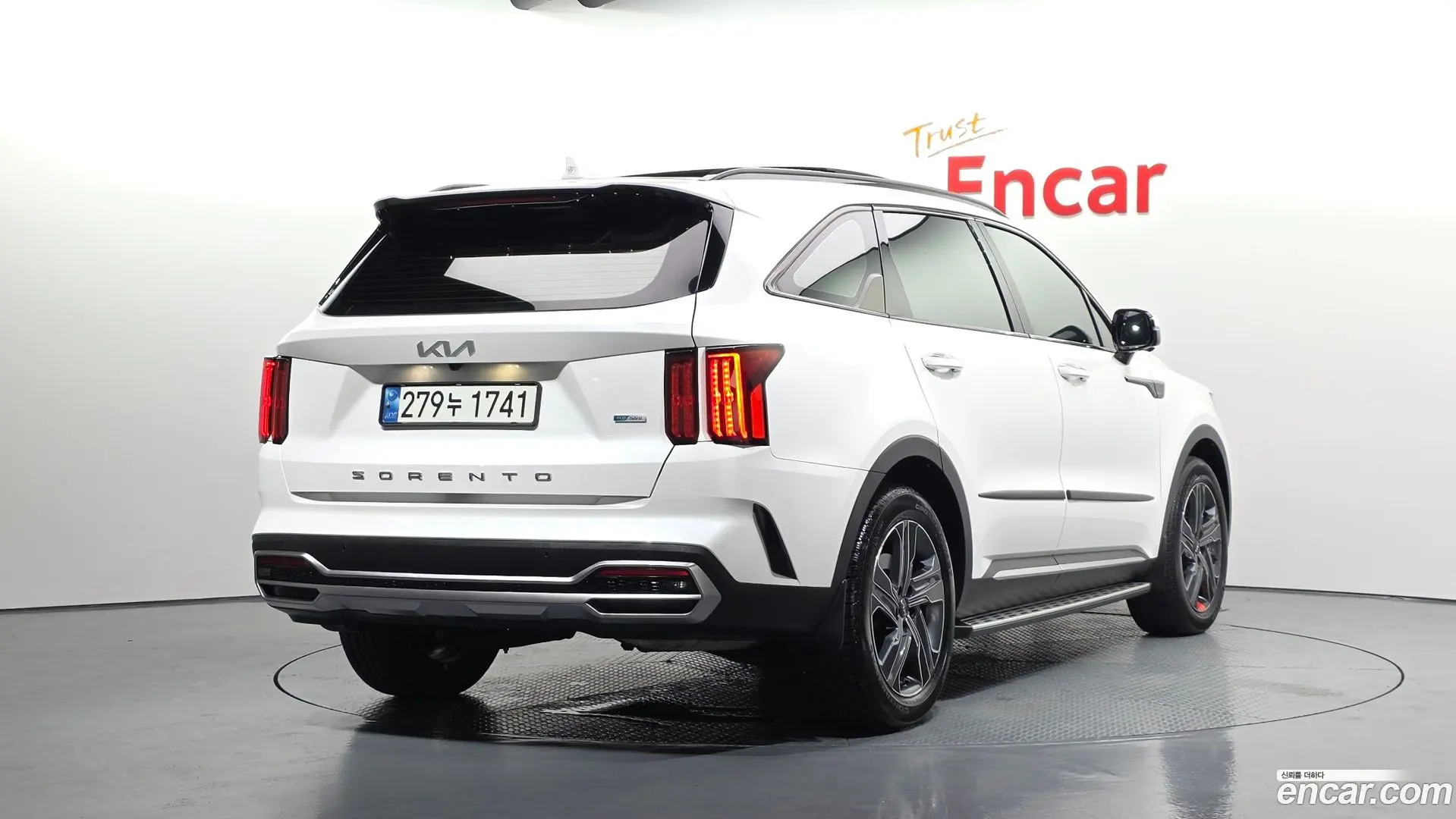 Main__Slider__Photo:Sorento Kia 2022.6-1