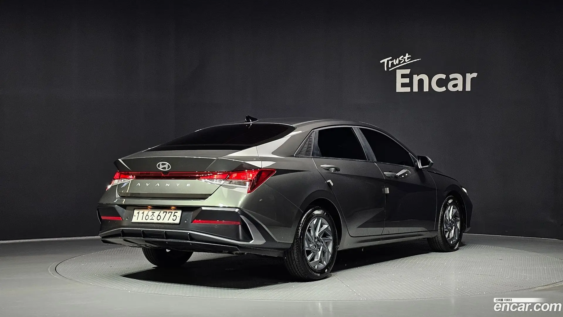 Main__Slider__Photo:AVANTE Hyundai 2023.8-1