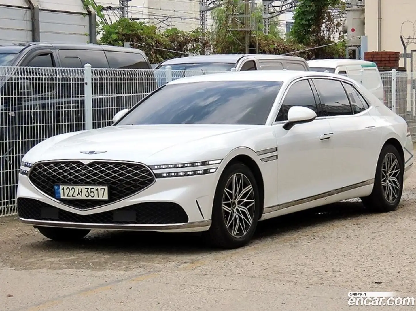 Main__Slider__Photo:G90 Genesis 2023.0-1