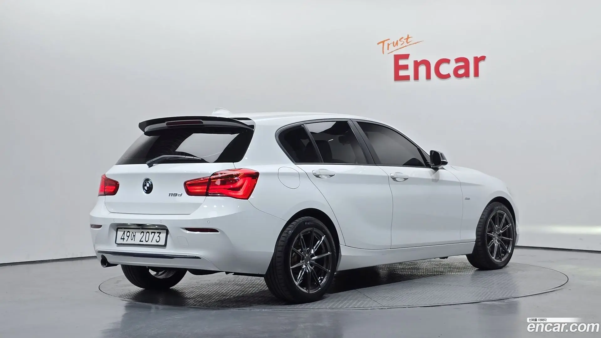 Main__Slider__Photo:1-Series BMW 2016.11-1