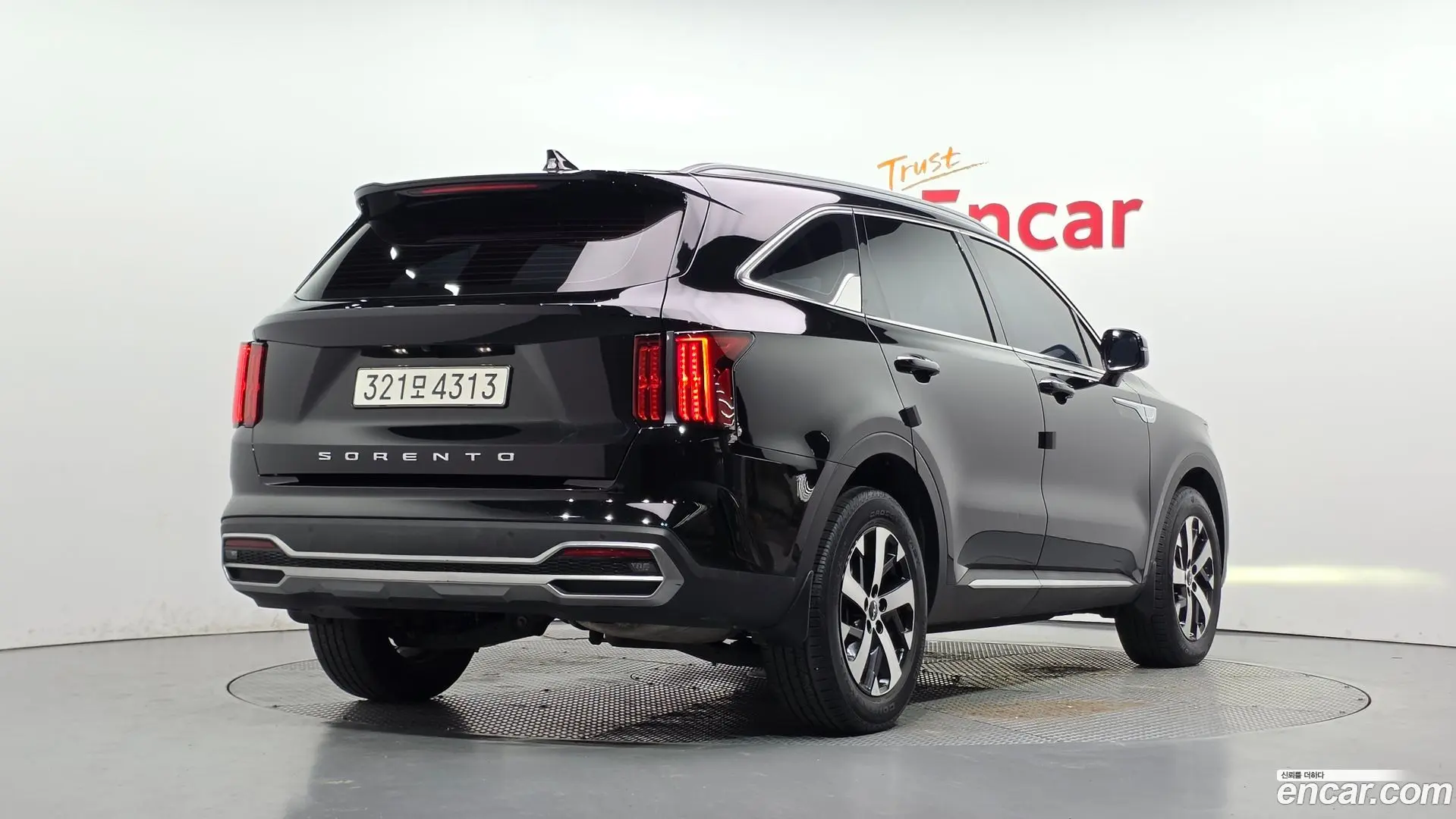 Main__Slider__Photo:Sorento Kia 2021.7-1