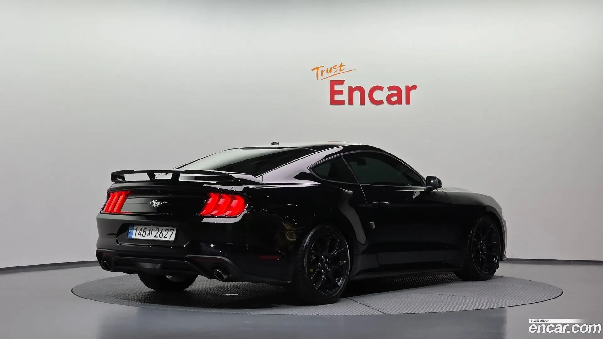 Main__Slider__Photo:Mustang Ford 2018.3-1