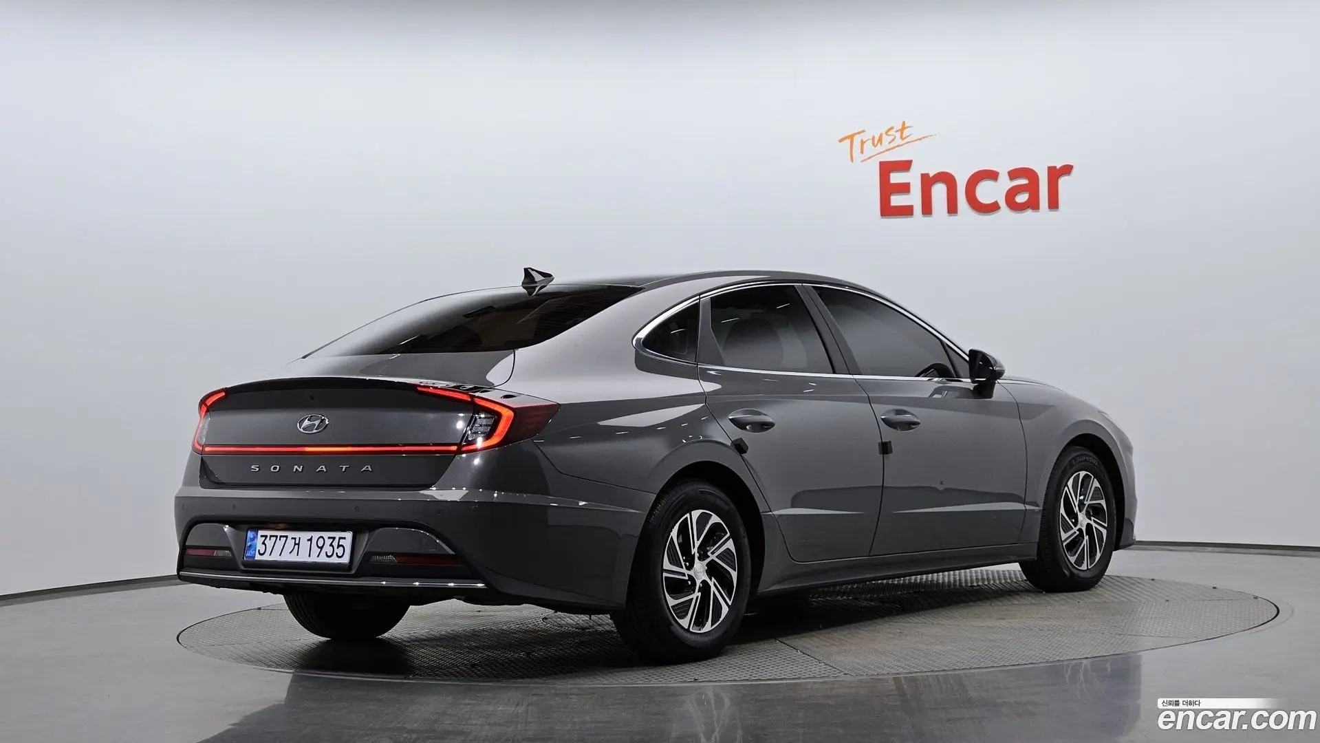 Main__Slider__Photo:Sonata Hyundai 2022.5-1