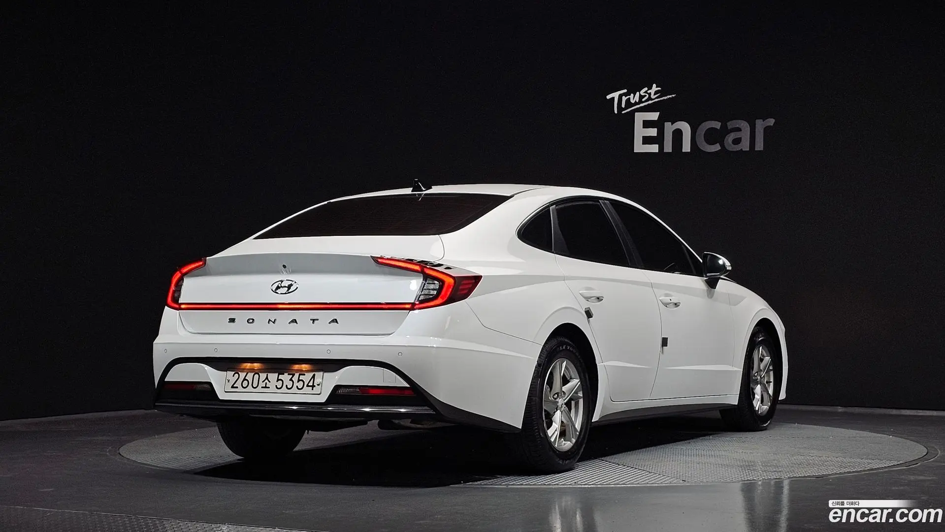 Main__Slider__Photo:Sonata Hyundai 2021.9-1