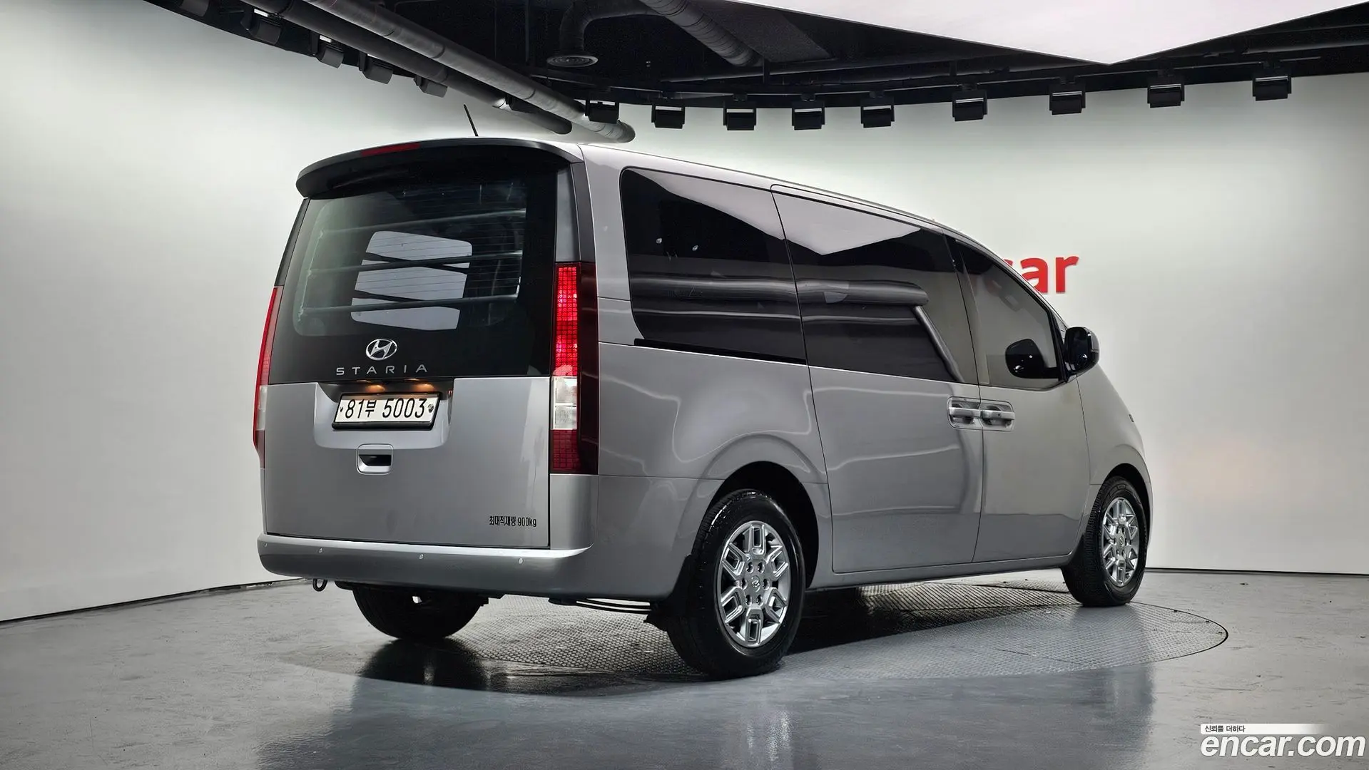 Main__Slider__Photo:Staria Hyundai 2021.6-1