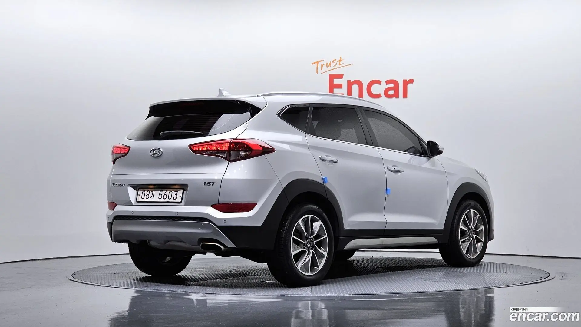 Main__Slider__Photo:Tucson Hyundai 2017.11-1