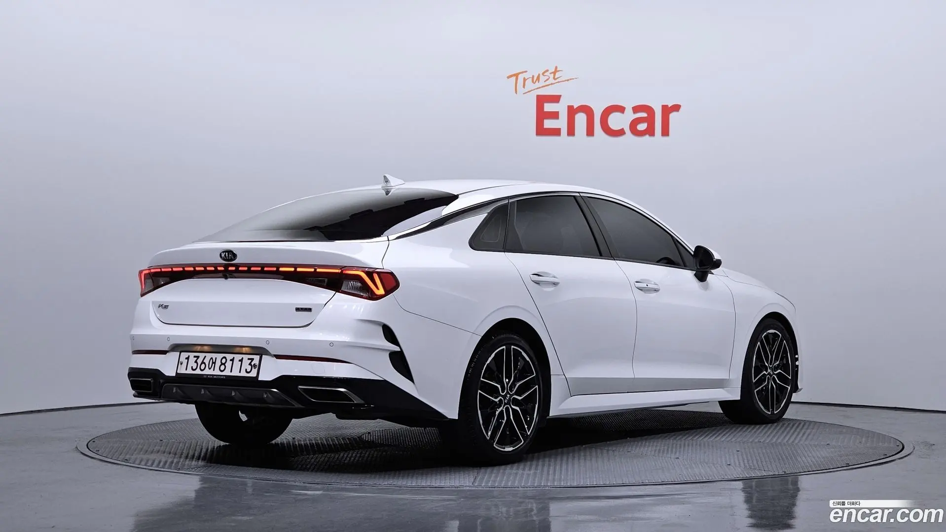 Main__Slider__Photo:K5 Kia 2020.2-1