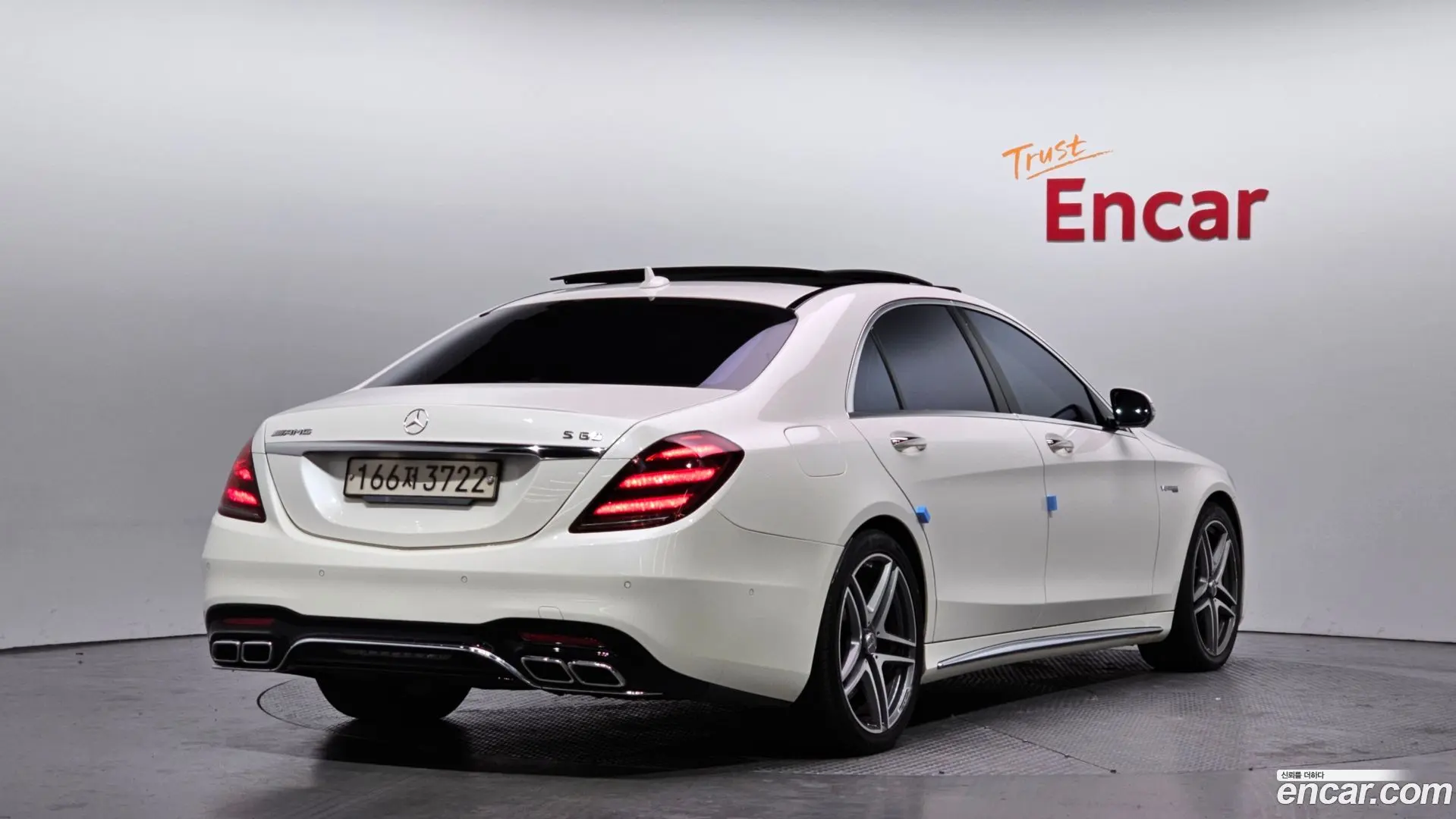 Main__Slider__Photo:S-Class Mercedes-Benz 2018.5-1