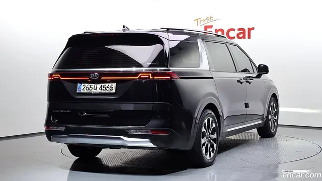 Main__Slider__Photo:Canival Kia 2020.8-1