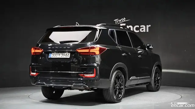 Main__Slider__Photo:Rexton KG Mobility 2021.0-1