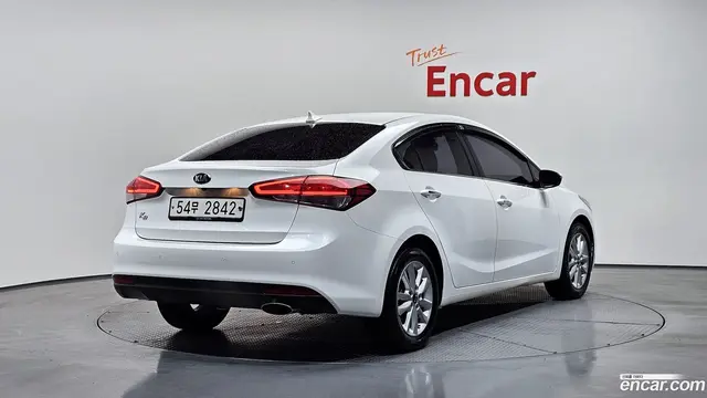 Main__Slider__Photo:K3 Kia 2017.3-1