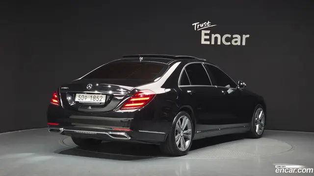 Main__Slider__Photo:S-Class Mercedes-Benz 2018.2-1