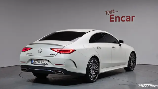 Main__Slider__Photo:CLS-Class Mercedes-Benz 2022.5-1