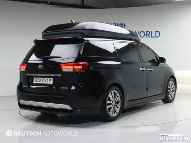 Main__Slider__Photo:Canival Kia 2015.8-1